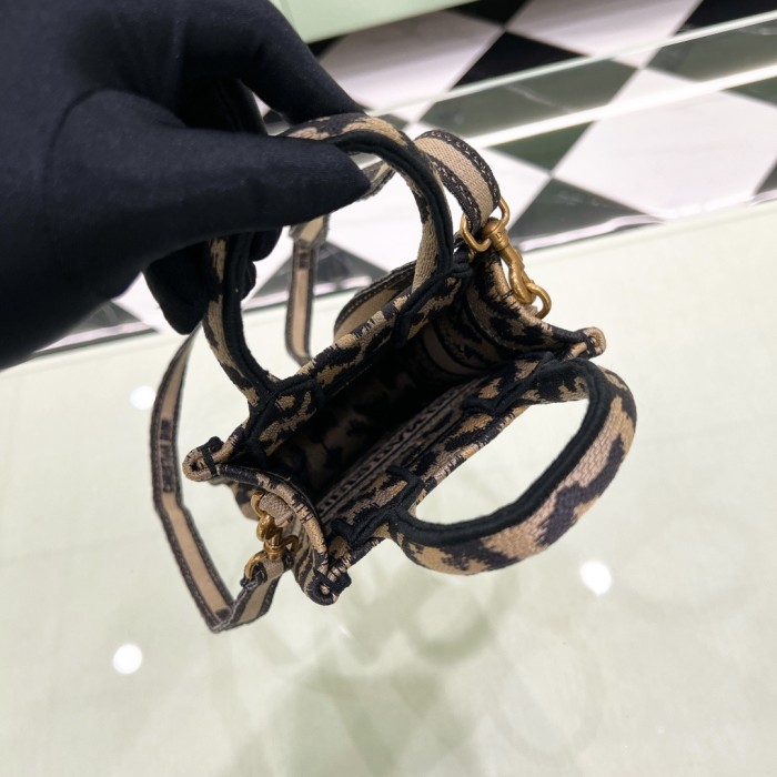 High quality Dior Mini Vertical Book Tote S5555 DLAM091 13.5cm