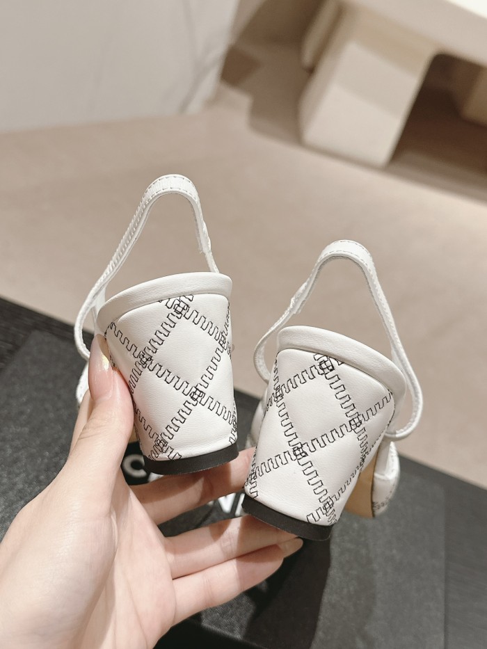 Chanel shoes 056 XM092
