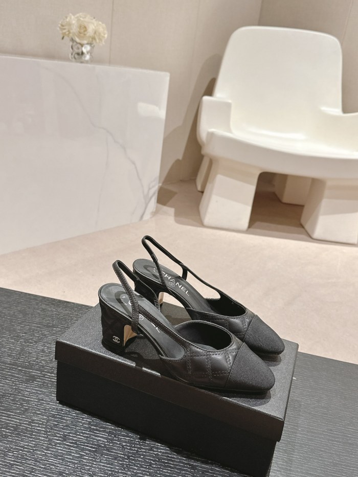 Chanel shoes 056 XM092