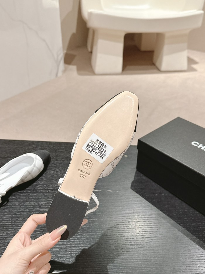 Chanel shoes 057 XM092