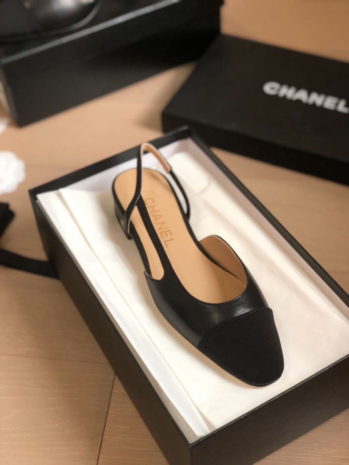 Chanel shoes 064 XM092