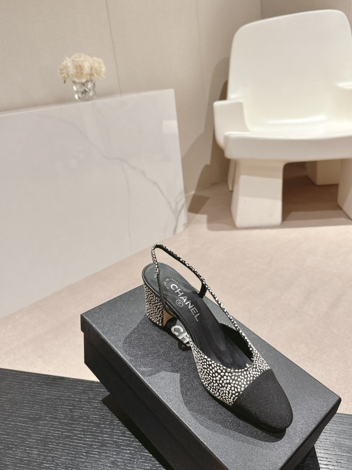 Chanel shoes 058 XM072