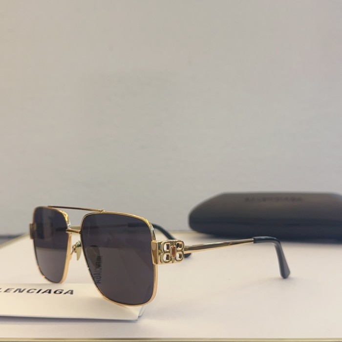Balenciaga Sunglasses BB04001 SM051