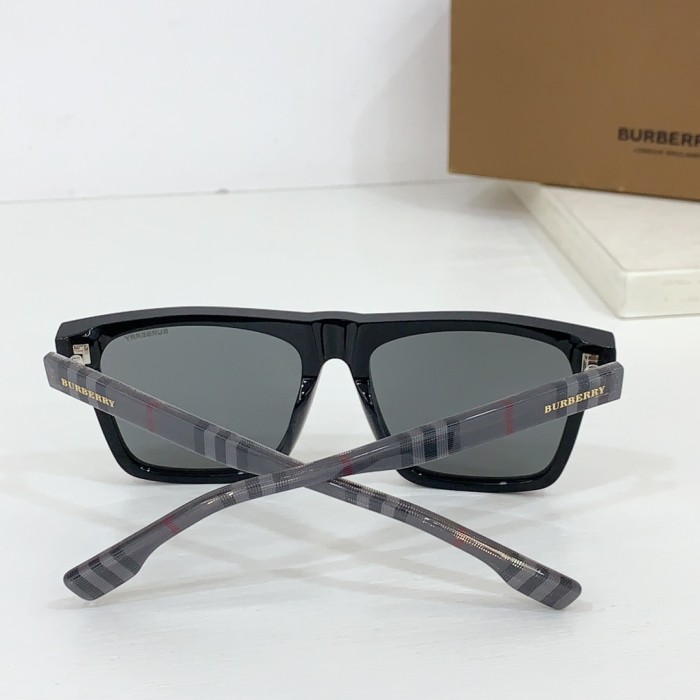 Burberry Sunglasses BE4916 SM011