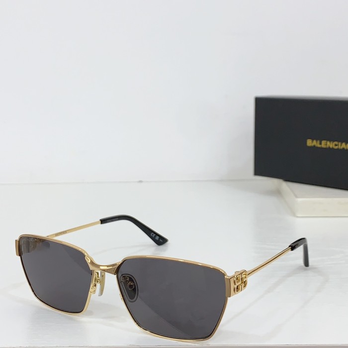 Balenciaga Sunglasses BB0374SK SM021