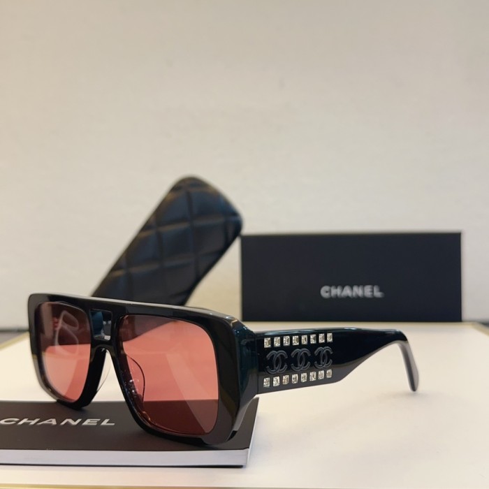 Chanel Sunglasses 6656 SM041
