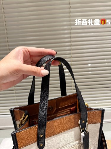 COACH FIELD Tote 010 LLS571 22cm