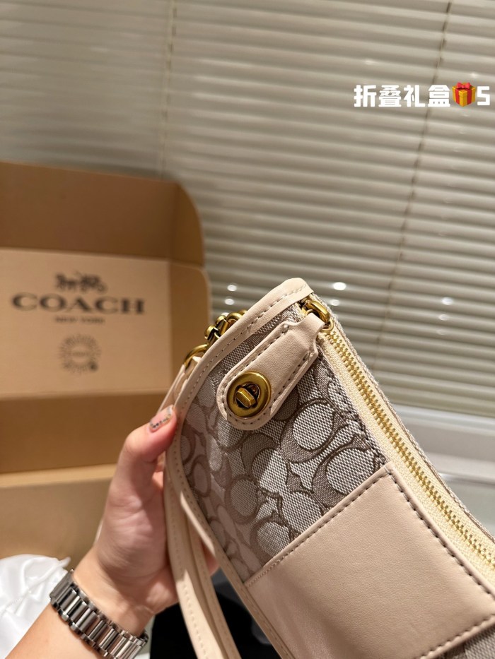 COACH SWINGER Bag 006 LLS551 23cm