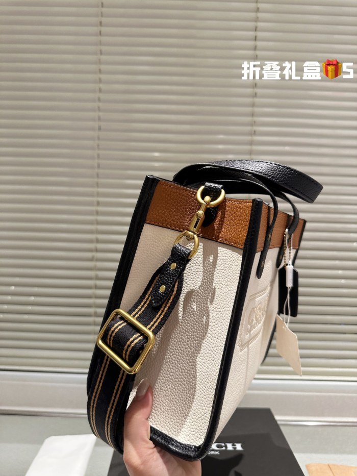 COACH FIELD Tote 010 LLS571 22cm