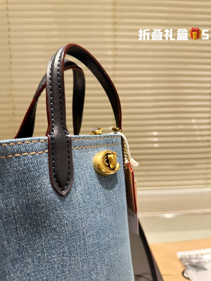 COACH WILLOW Tote 019 LLS571 16cm