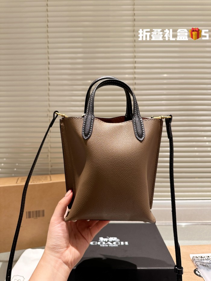 COACH WILLOW Tote 019 LLS571 16cm
