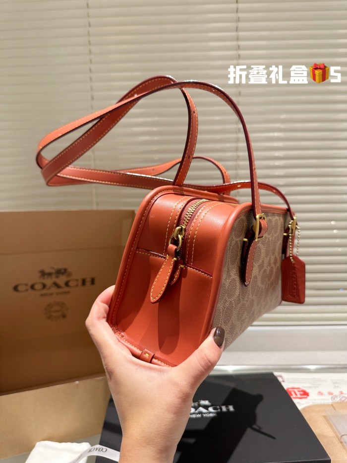 COACH Swing Shoulder Bag 014 LLS571 25cm