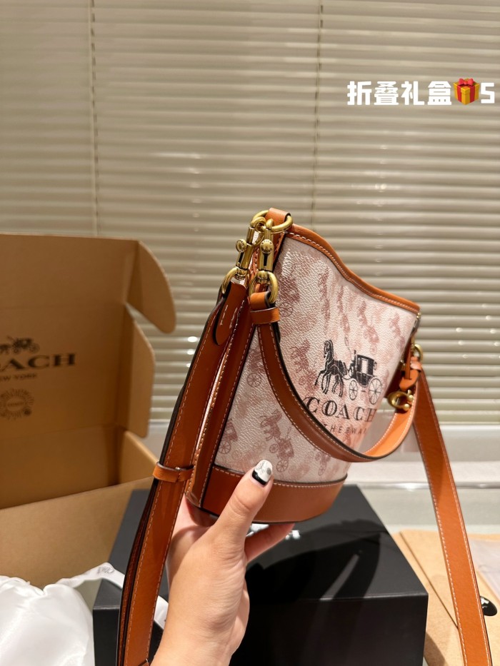 COACH DAKOTA Bucket Bag 036 LLS071 21cm
