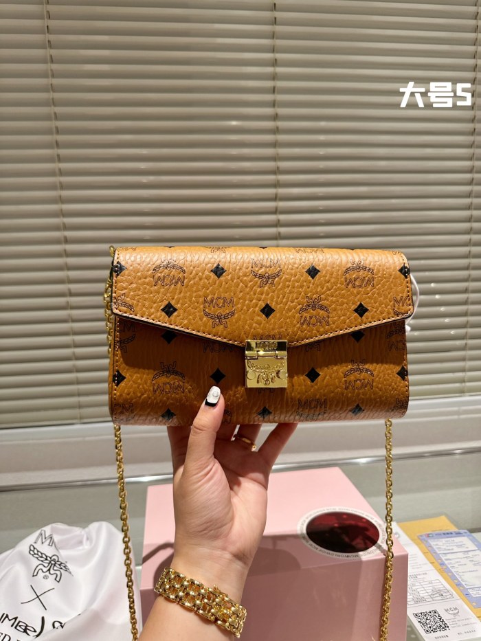 MCM Tricia Bag 029 LLS031 18-23cm