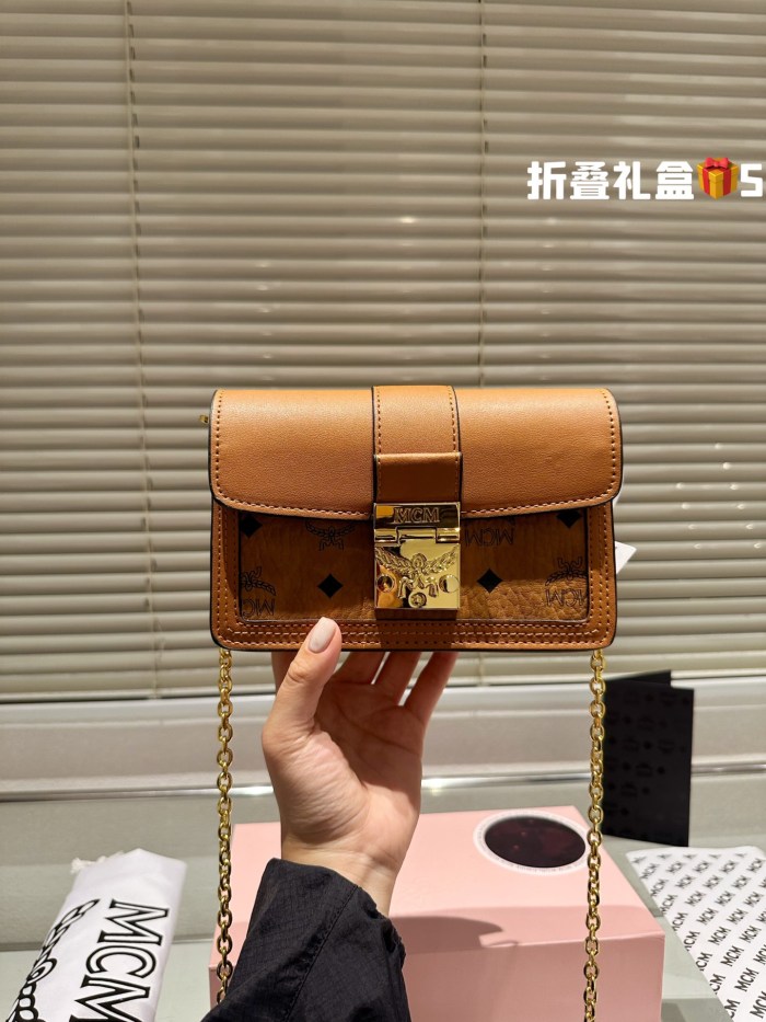 MCM Tracy Bag 017 LLS051 18.5cm