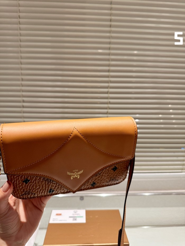 MCM Shoulder Bag 016 LLS051 20cm