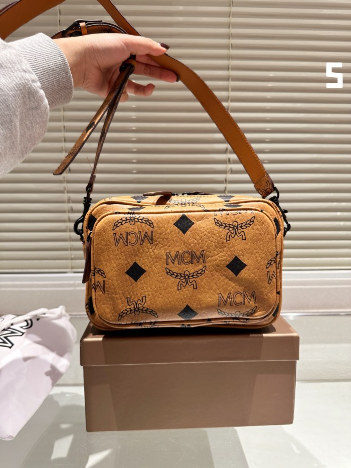 MCM Camera Bag 007 LLS061 24cm