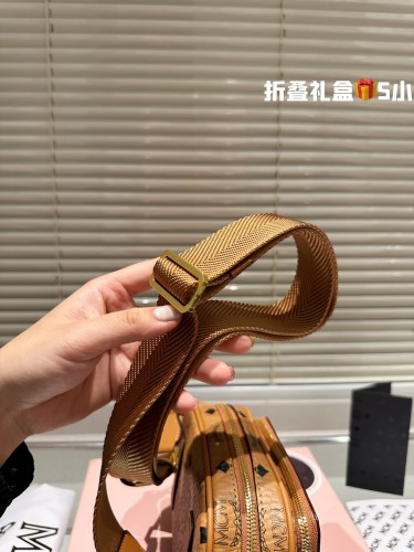 MCM Aren Bag 004 LLS041 17cm