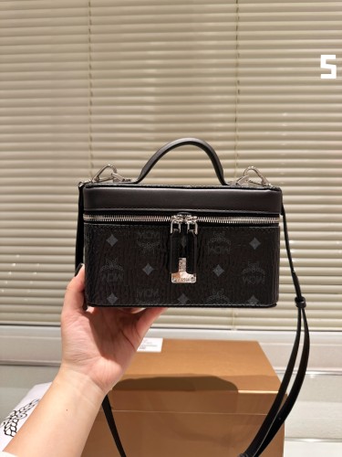 MCM Cosmetic Bag 010 LLS531 20cm