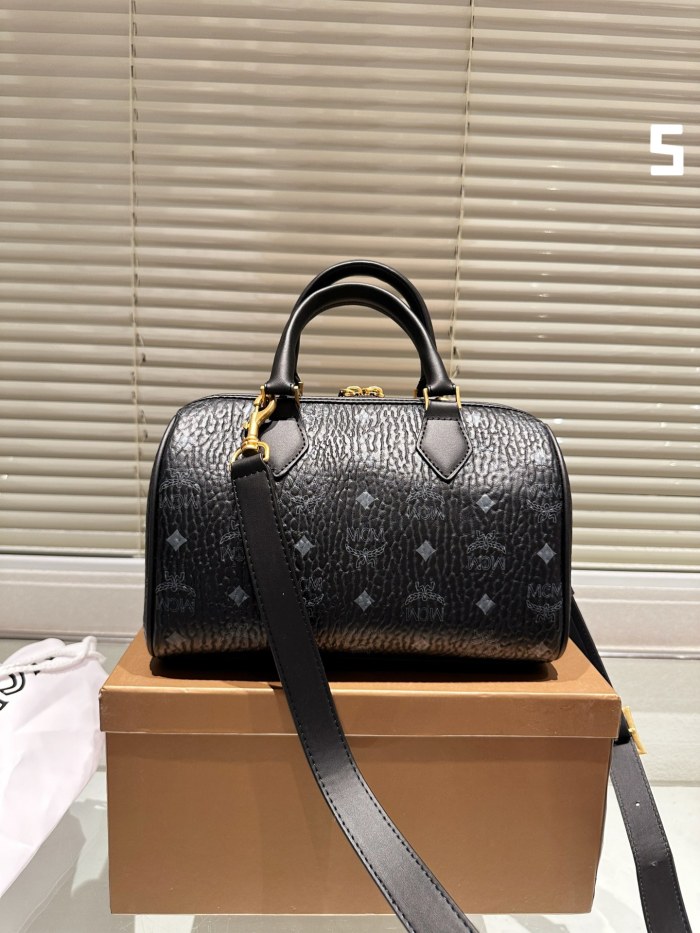 MCM Boston Bag 006 LLS081 24cm