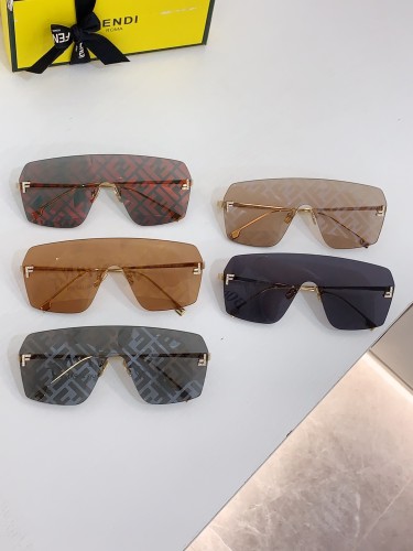 Fendi Sunglasses FE 4121US SM021