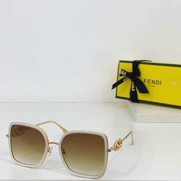 Fendi Sunglasses FD40201F SM011