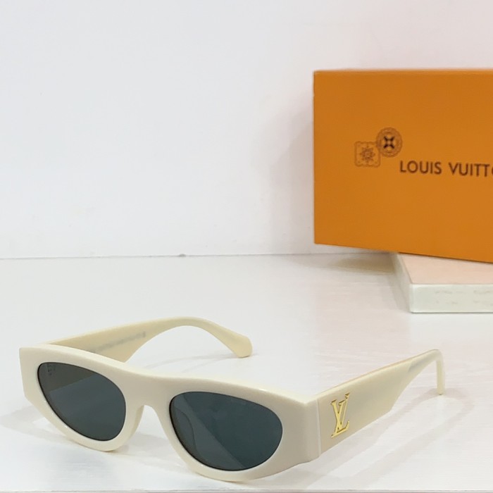 LV Sunglasses Z2122U SM021