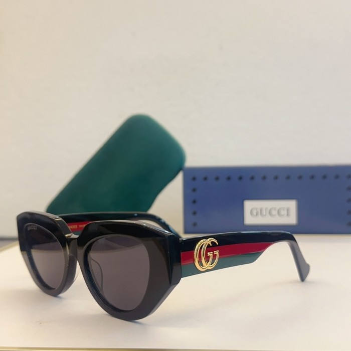 Gucci Sunglasses GG1421S SM051