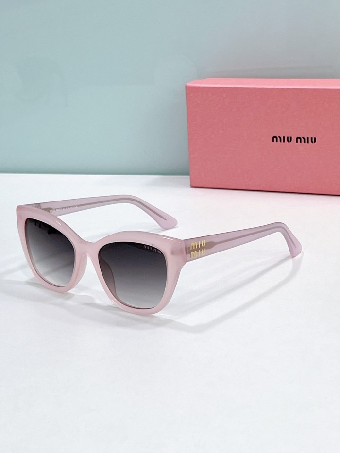 Miu Miu Sunglasses MU05XV SM011