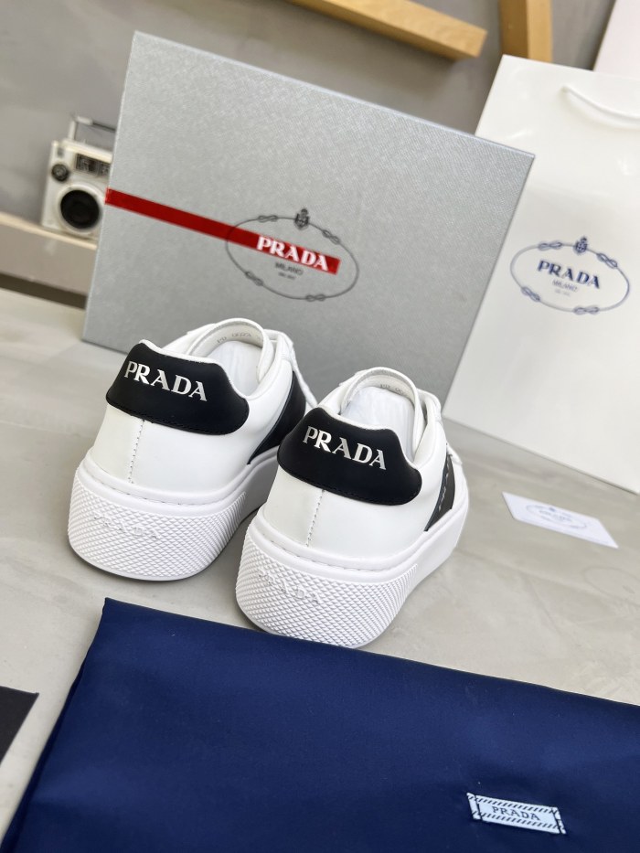 Prada 013 Casual shoes XM092