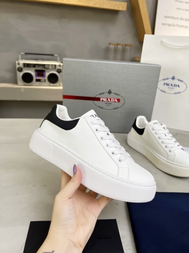 Prada 012 Casual shoes XM092