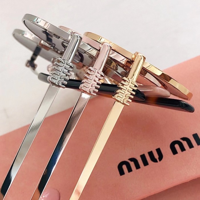 Miu Miu Sunglasses MU 55ZS SM051