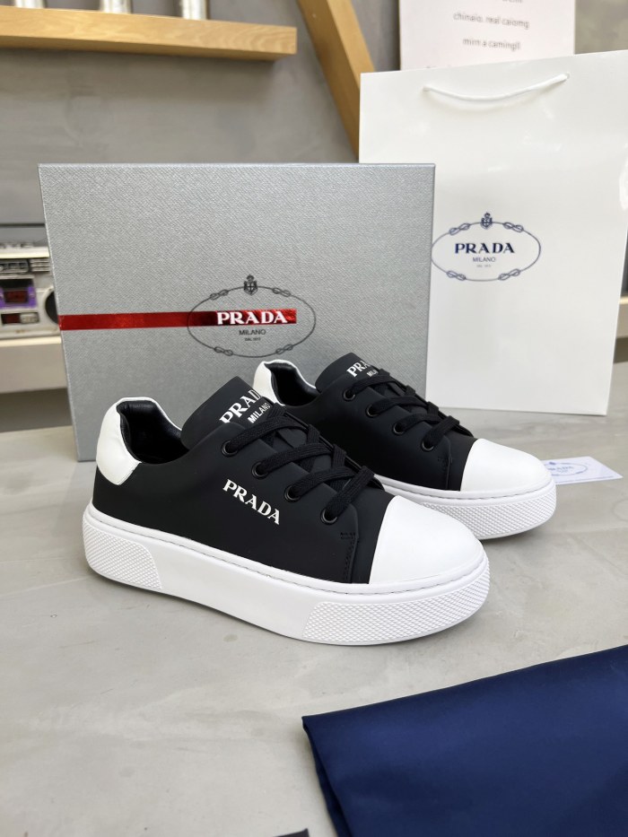 Prada 014 Casual shoes XM092