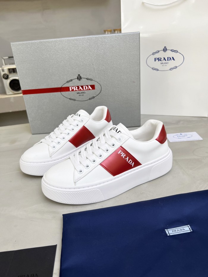 Prada 013 Casual shoes XM092