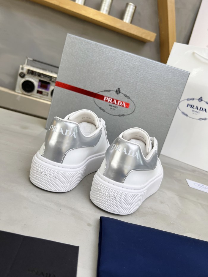 Prada 012 Casual shoes XM092