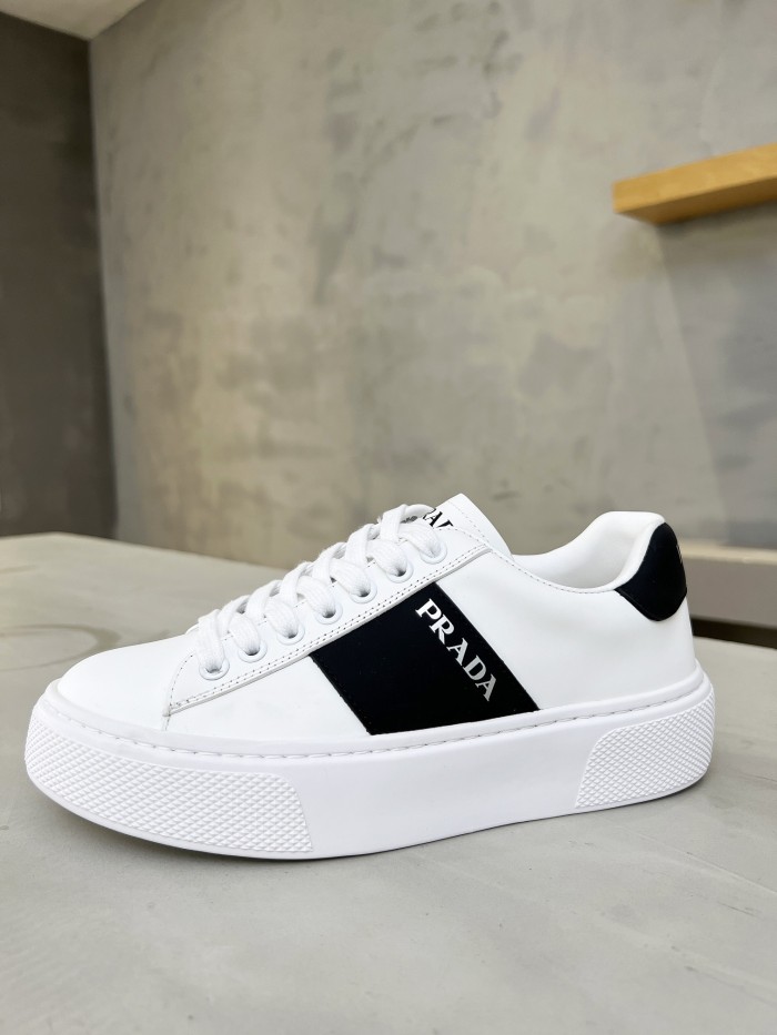 Prada 013 Casual shoes XM092
