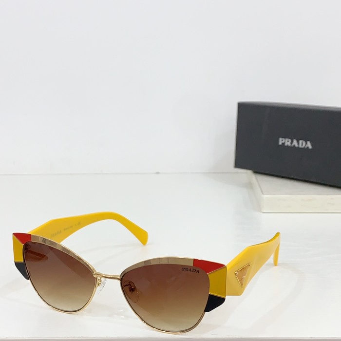 Prada Sunglasses PR121 SM021
