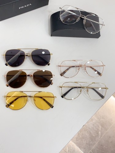 Prada Sunglasses PRA58V SM041