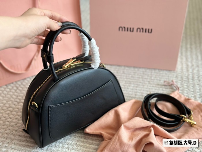Miu Miu Handbag 010 LLS581 23cm
