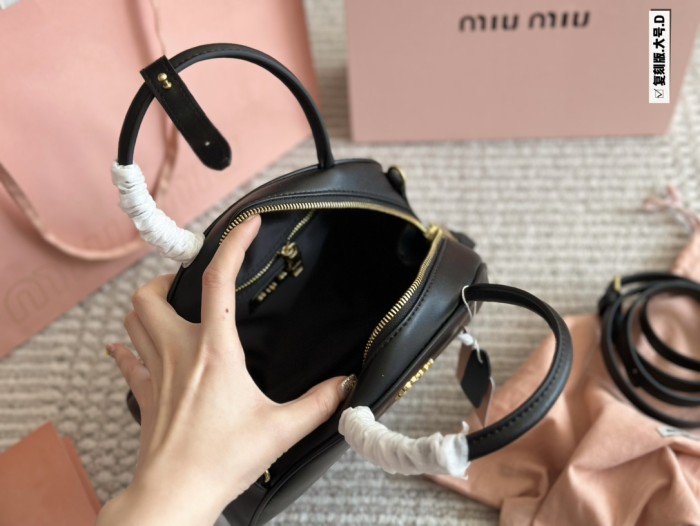 Miu Miu Handbag 010 LLS581 23cm