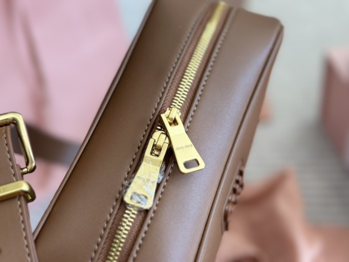 Miu Miu Shoulder Bag 005 LLS581 24cm