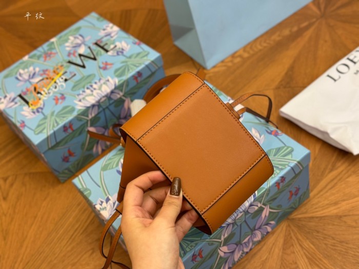 Loewe Hammock Bag 002 LLS051 20cm