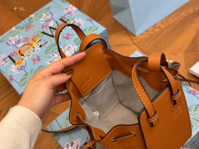Loewe Hammock Bag 002 LLS051 20cm