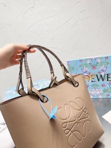 Loewe Tote 003 LLS051 29cm