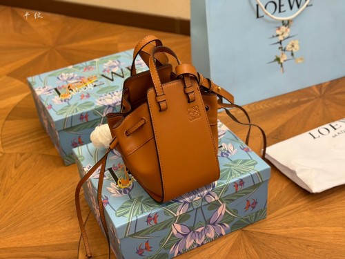 Loewe Hammock Bag 002 LLS051 20cm