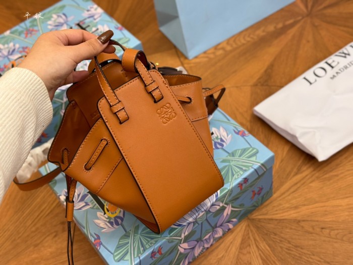 Loewe Hammock Bag 002 LLS051 20cm