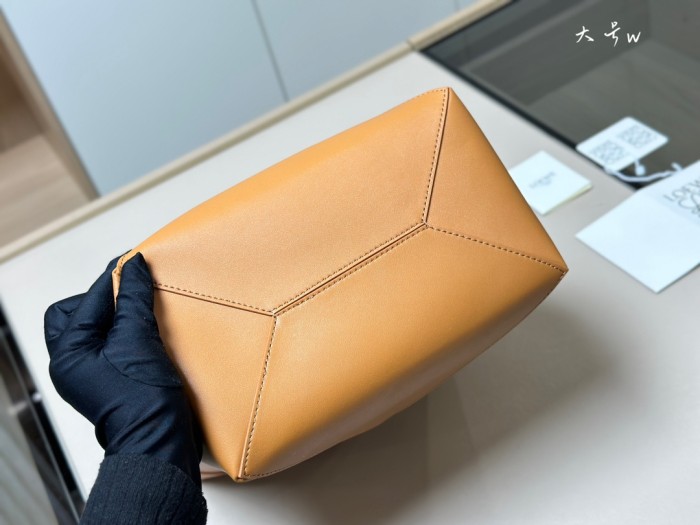 Loewe Puzzle Fold Bag 006 LLS061 25.5cm