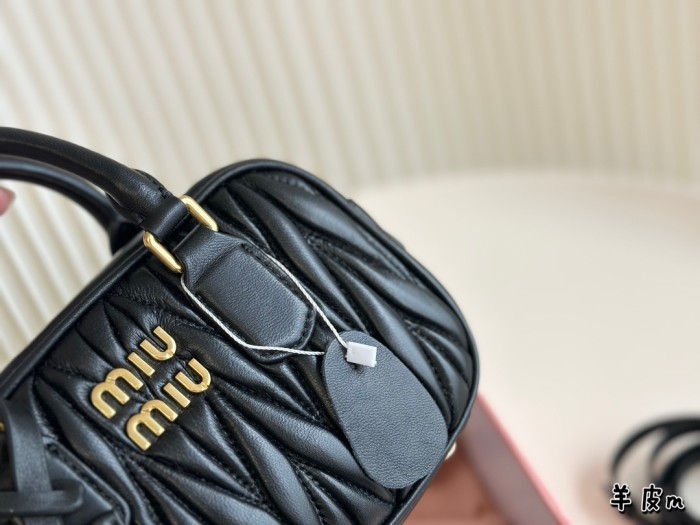 Miu Miu Handbag 001 DB052 20cm