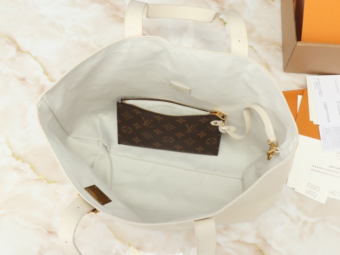 LV Low Key Cabas Bag M25341 LM091 47cm