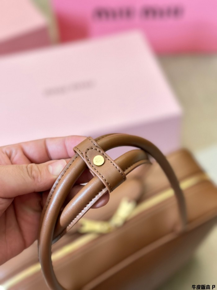 Miu Miu Handbag 003 DB502 35cm